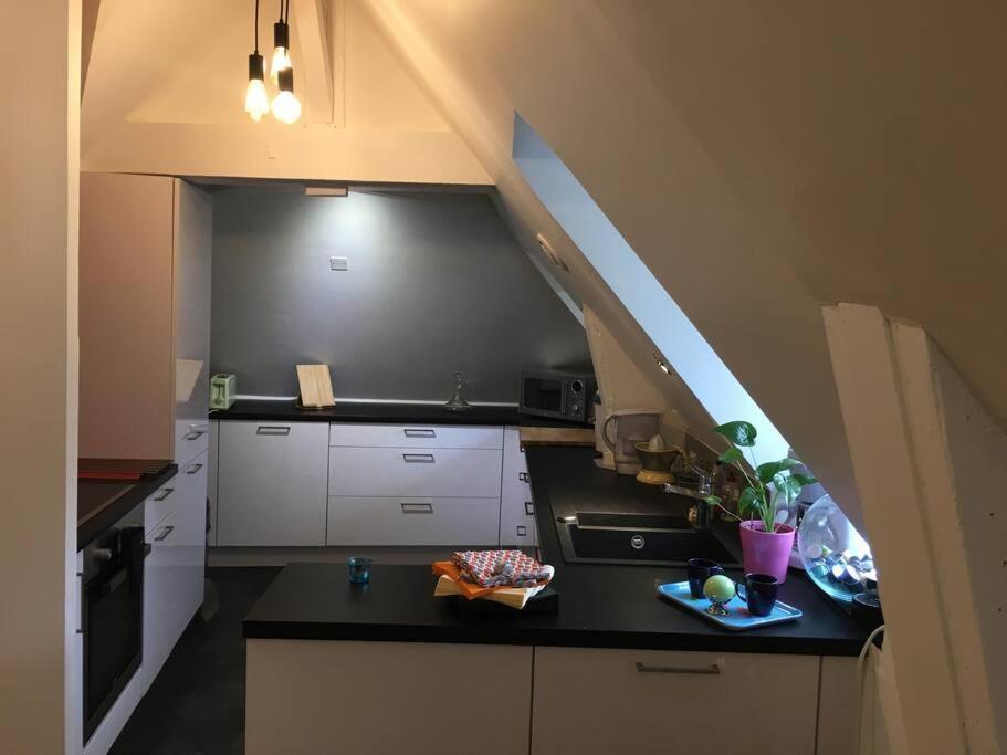 Bel Appartement Climatise Plein Centre Ville Poitiers Eksteriør bilde